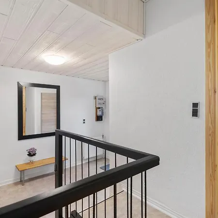 Five-bedroom In Kibak *