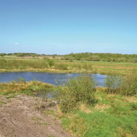 Five-bedroom In Kibak Feriehus *