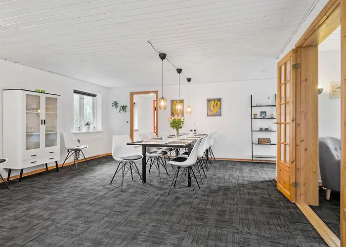 Casa vacanze Five-bedroom In Kibak Kibæk